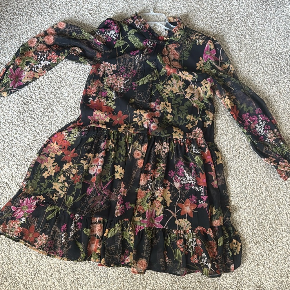 Darling little dress!!!